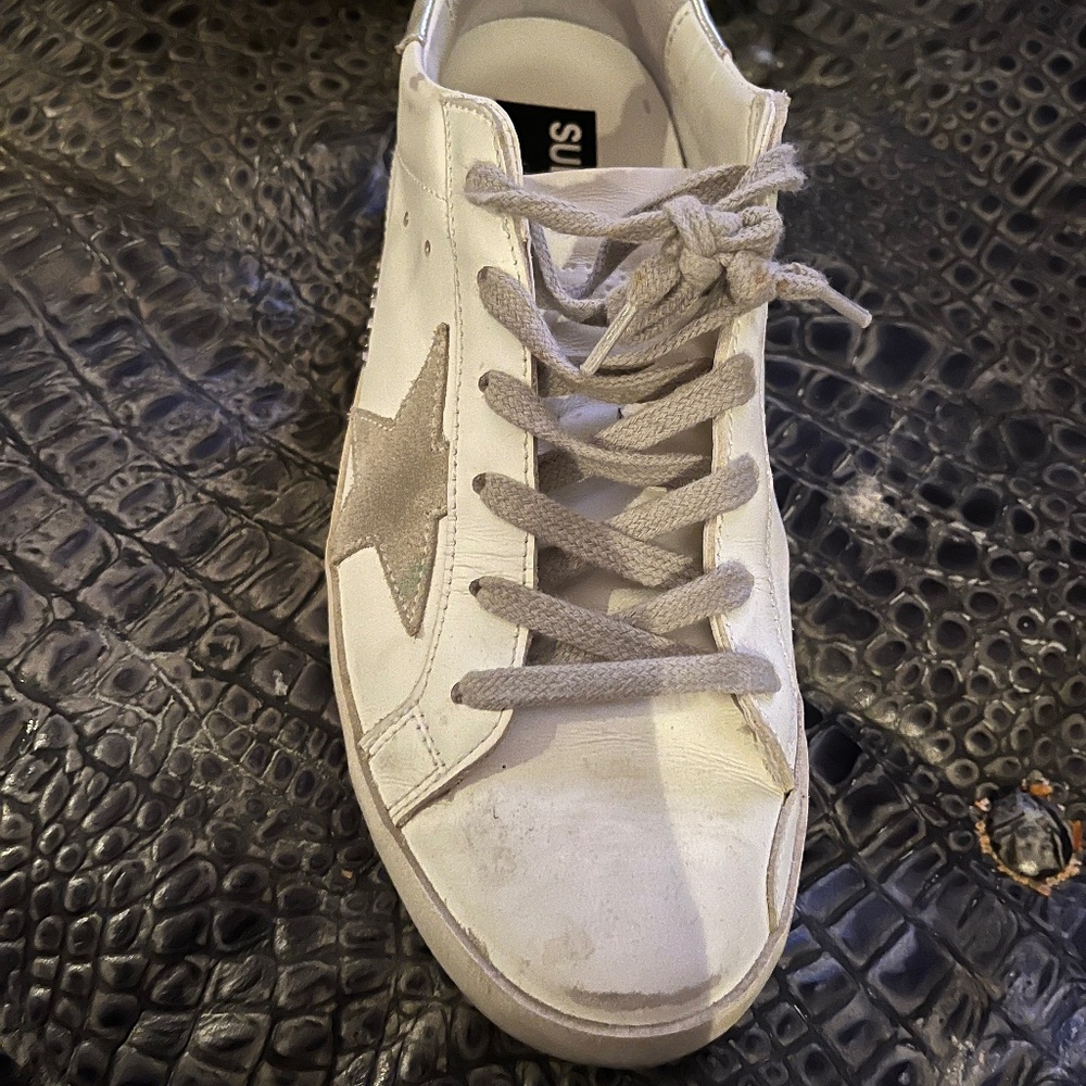 Golden Goose
